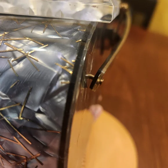 Vintage 1950s Lucite Confetti Bag carved panel top and hand strap - Picture 10 of 10